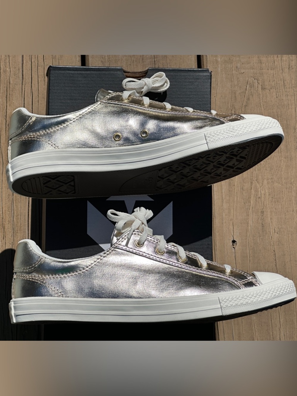 Converse CTAS Ox Metallic Gold Casual Everyday Sneaker Womens 7 | 7.5 | 9.5 NEW - Picture 8 of 10